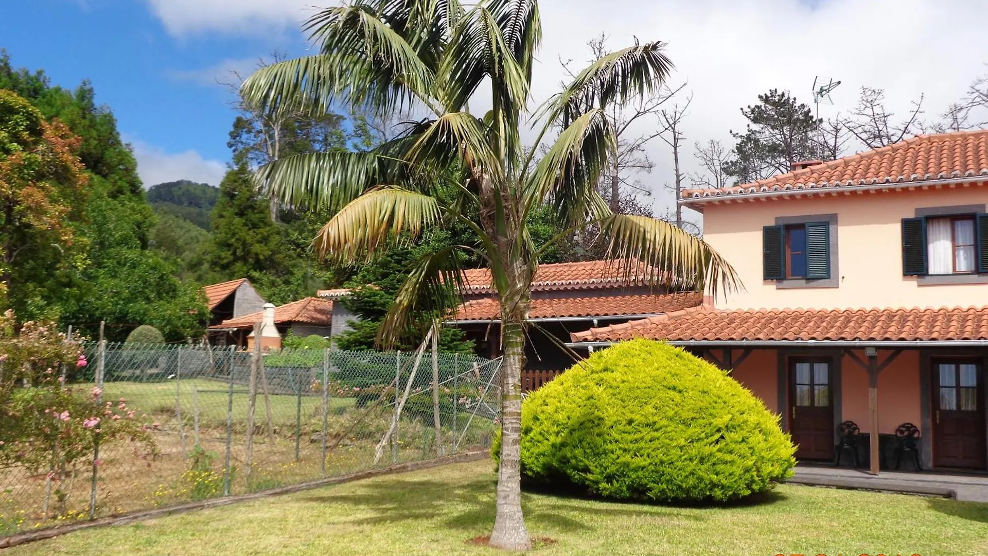 Hétvégi ház Quinta Do Lagar Vendégház Santa Cruz