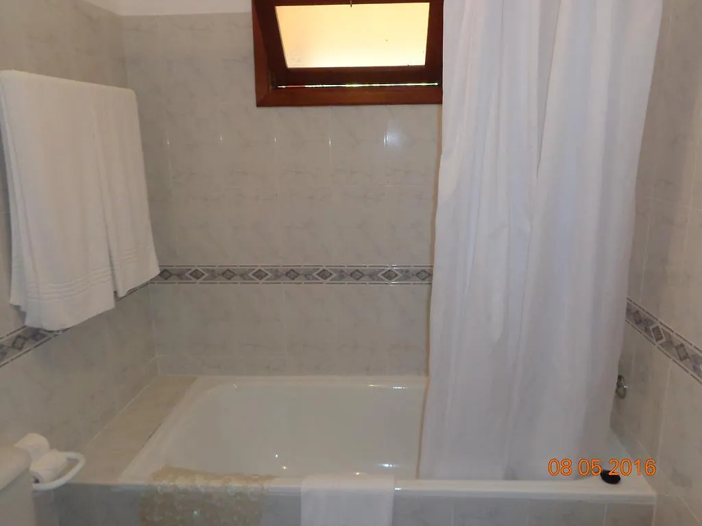 Hétvégi ház Quinta Do Lagar Vendégház Santa Cruz